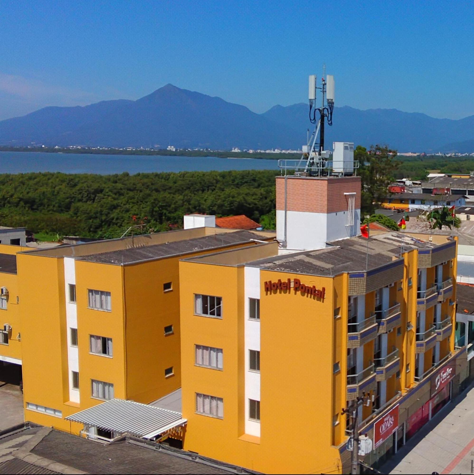 Hotel Pontal 팔호카 외부 사진
